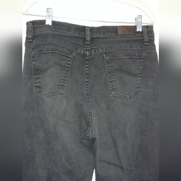 Lee's Relaxed Fit Jeans - Picture 6 of 8